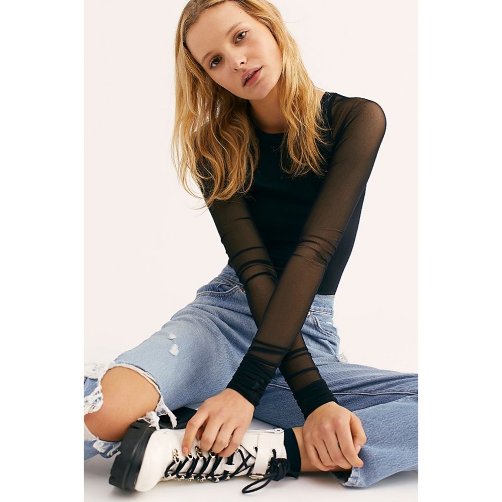 Free People Scrunch Sleeve Seamless